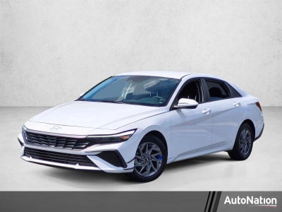 2024 Hyundai ELANTRA SEL IVT