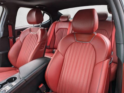 2025 Genesis G70 2.5T RWD