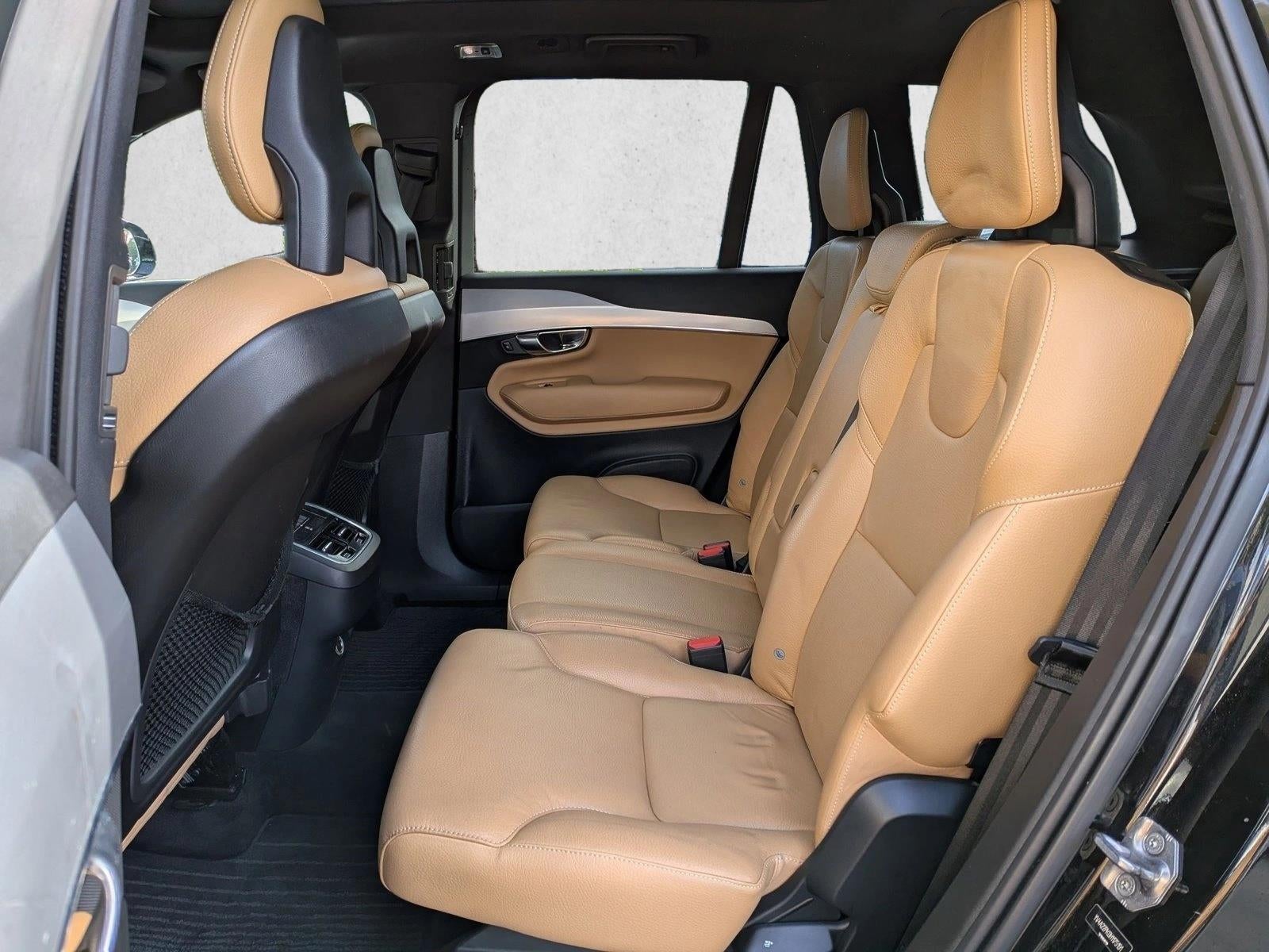 2017 Volvo XC90 T6 AWD 7-Passenger Momentum