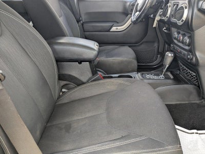 2014 Jeep Wrangler Unlimited 4WD 4dr Sahara