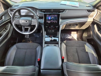 2025 Jeep Grand Cherokee Altitude X 4x2