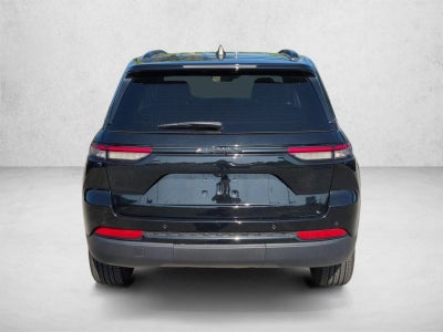 2025 Jeep Grand Cherokee Altitude X 4x2