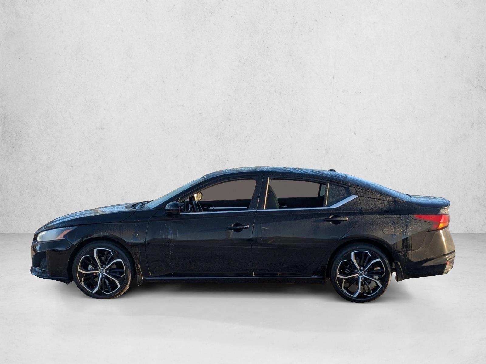 2023 Nissan Altima 2.5 SR Sedan