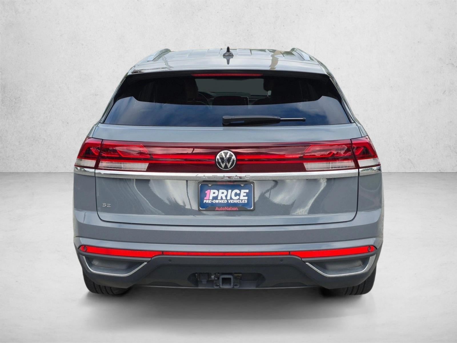 2024 Volkswagen Atlas Cross Sport 2.0T SE w/Technology FWD