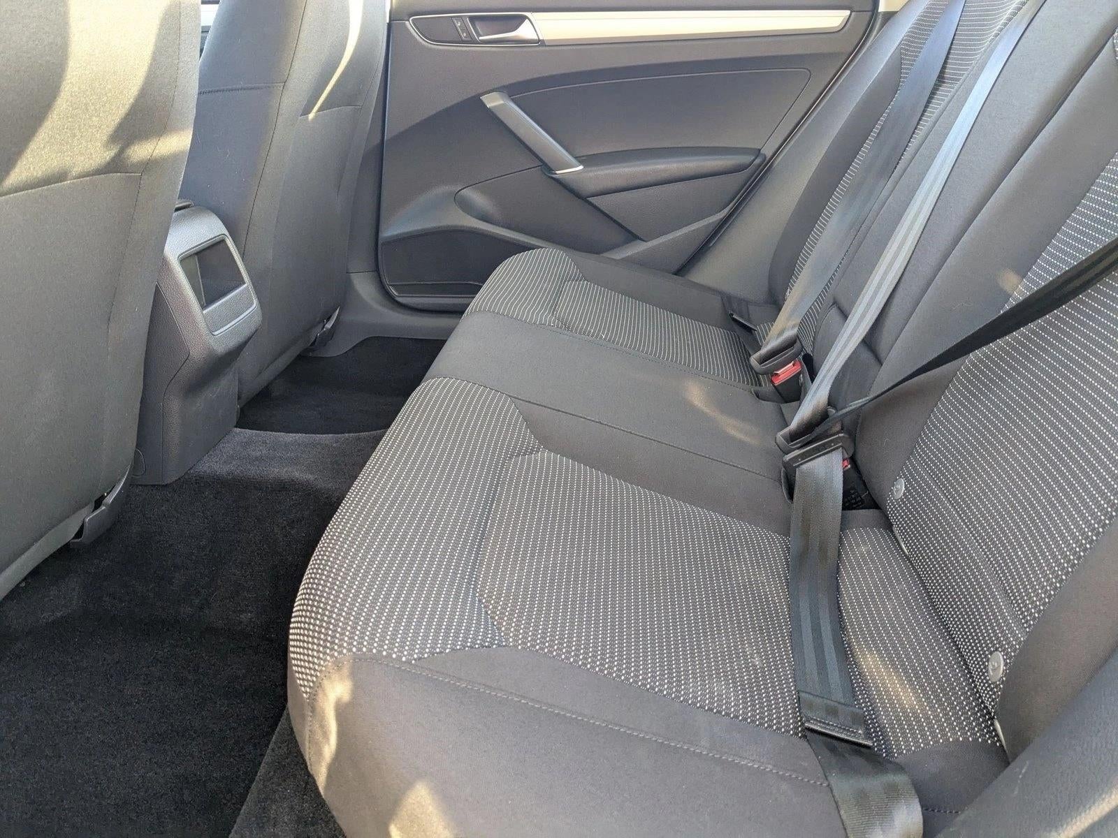 2017 Volkswagen Passat 1.8T S Auto