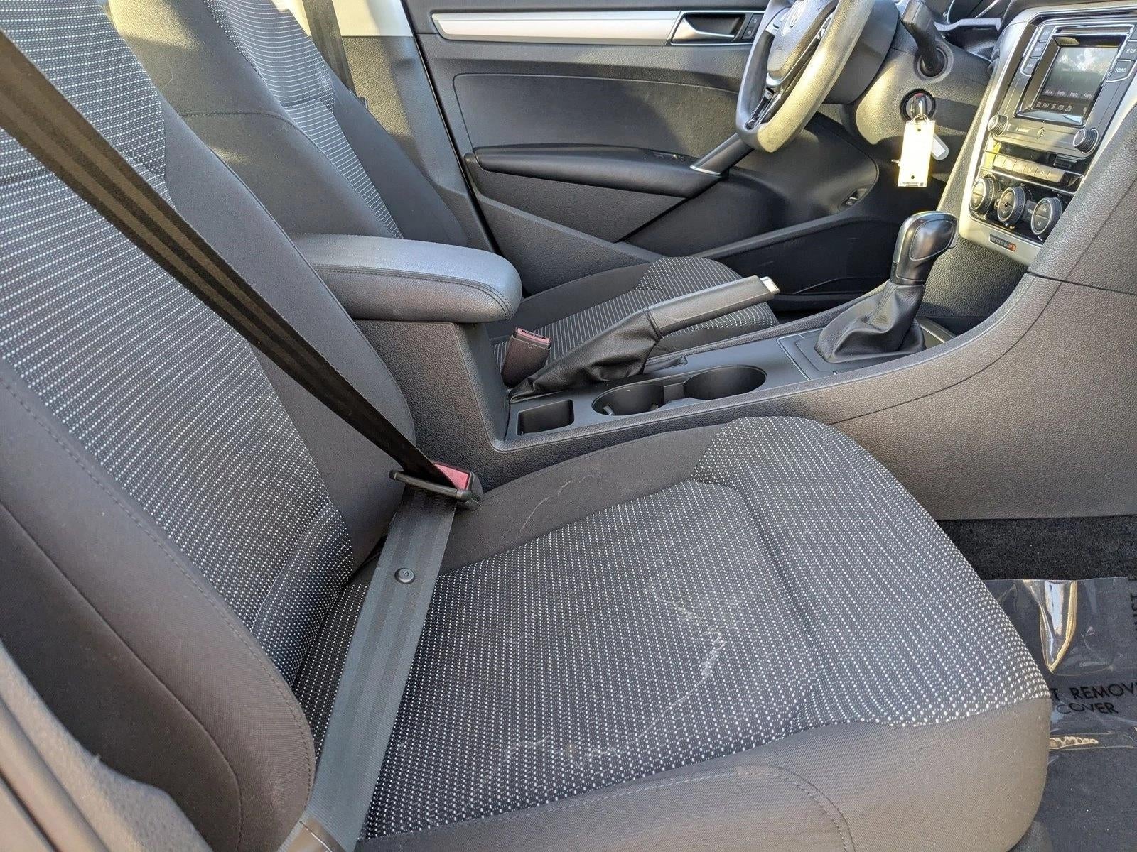 2017 Volkswagen Passat 1.8T S Auto