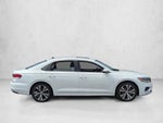 2022 Volkswagen Passat 2.0T SE Auto