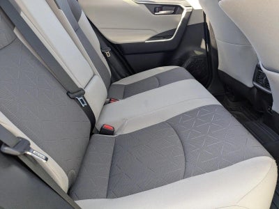 2020 Toyota RAV4 XLE FWD (GS)