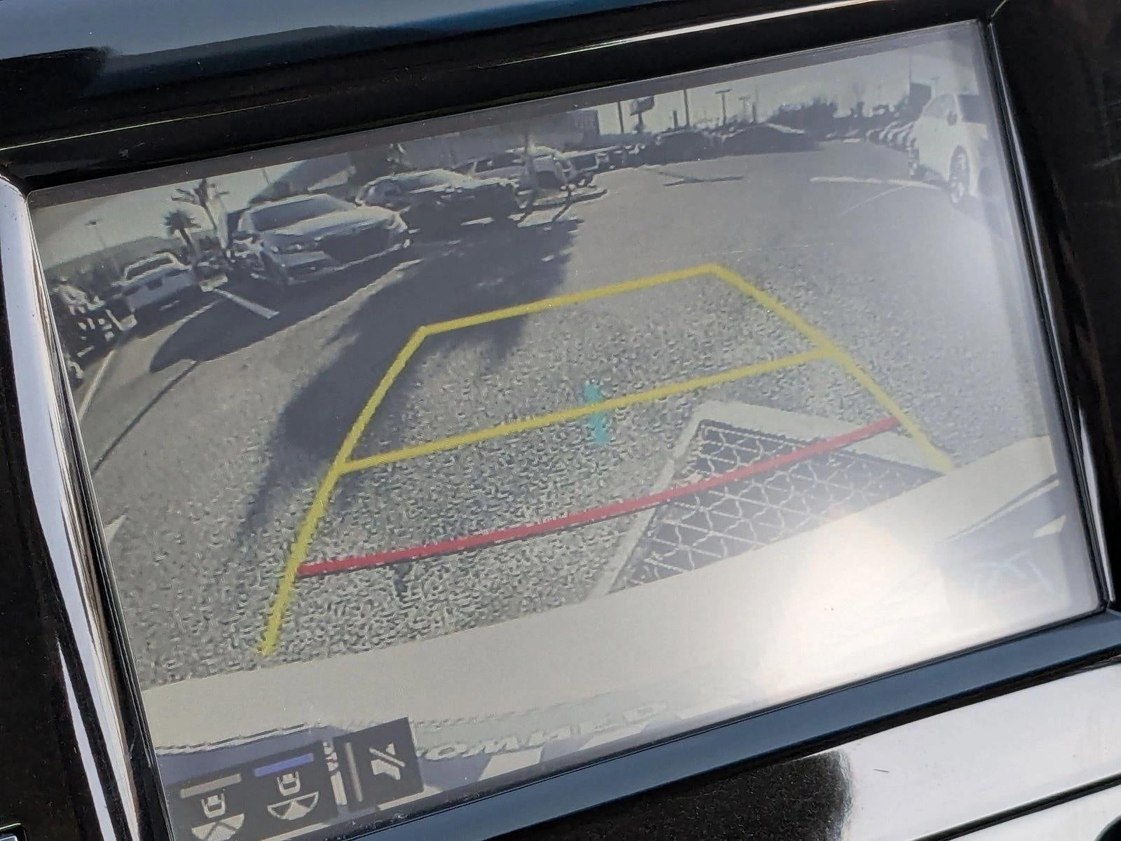 2018 Toyota Camry LE Auto (SE)