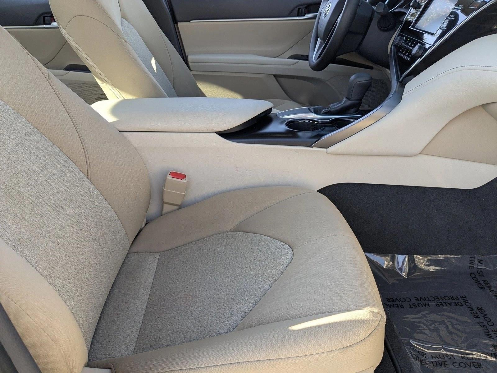 2018 Toyota Camry LE Auto (SE)