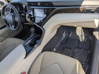 2018 Toyota Camry LE Auto (SE)