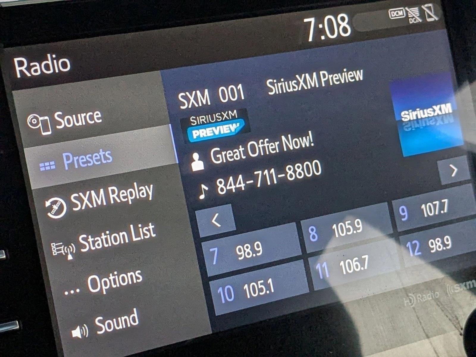 2018 Toyota Camry Hybrid SE CVT (Natl)