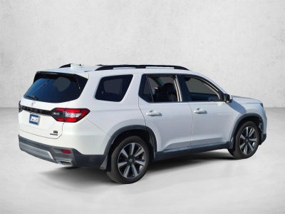 2023 Honda Pilot Touring 2WD