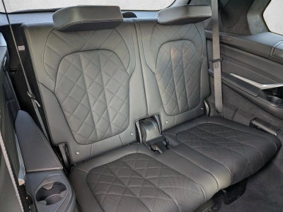 2023 BMW X7 xDrive40i Sports Activity Vehicle