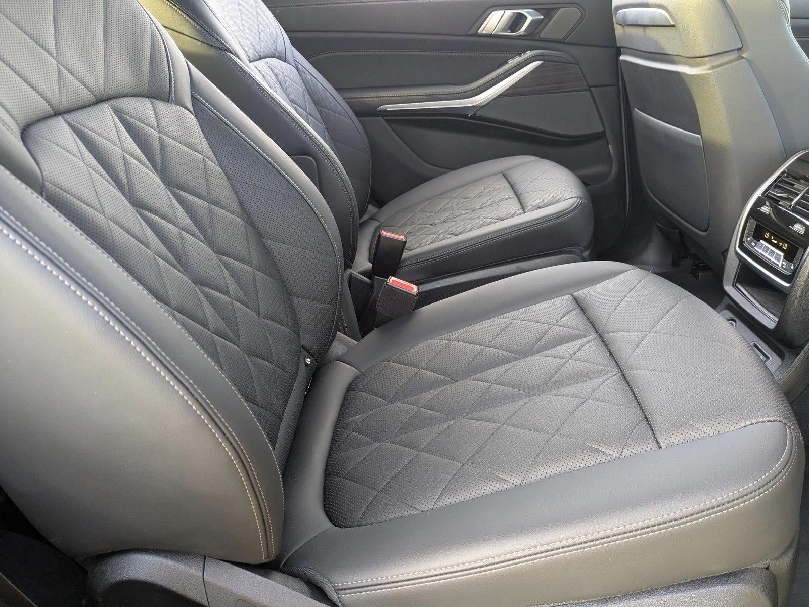 2023 BMW X7 xDrive40i Sports Activity Vehicle