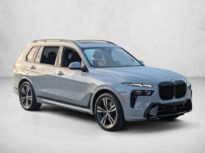 2023 BMW X7 xDrive40i Sports Activity Vehicle