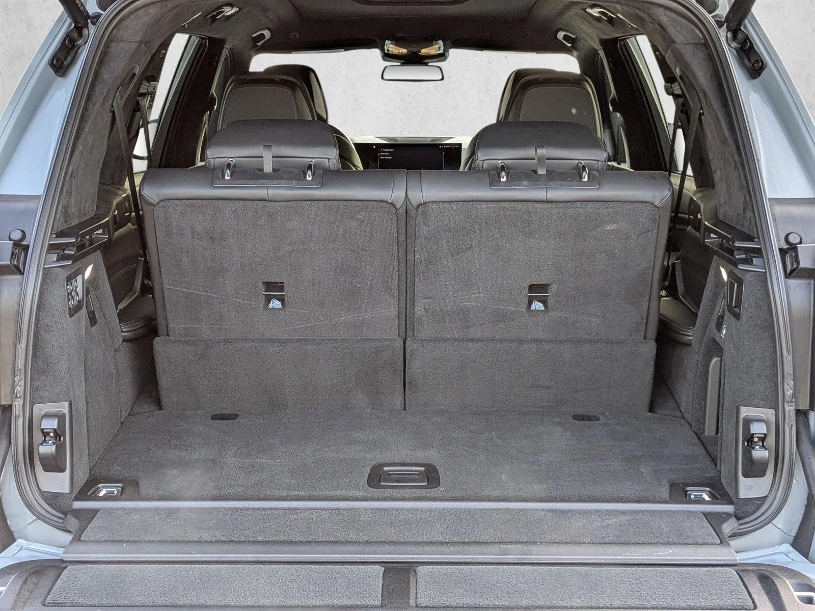 2023 BMW X7 xDrive40i Sports Activity Vehicle