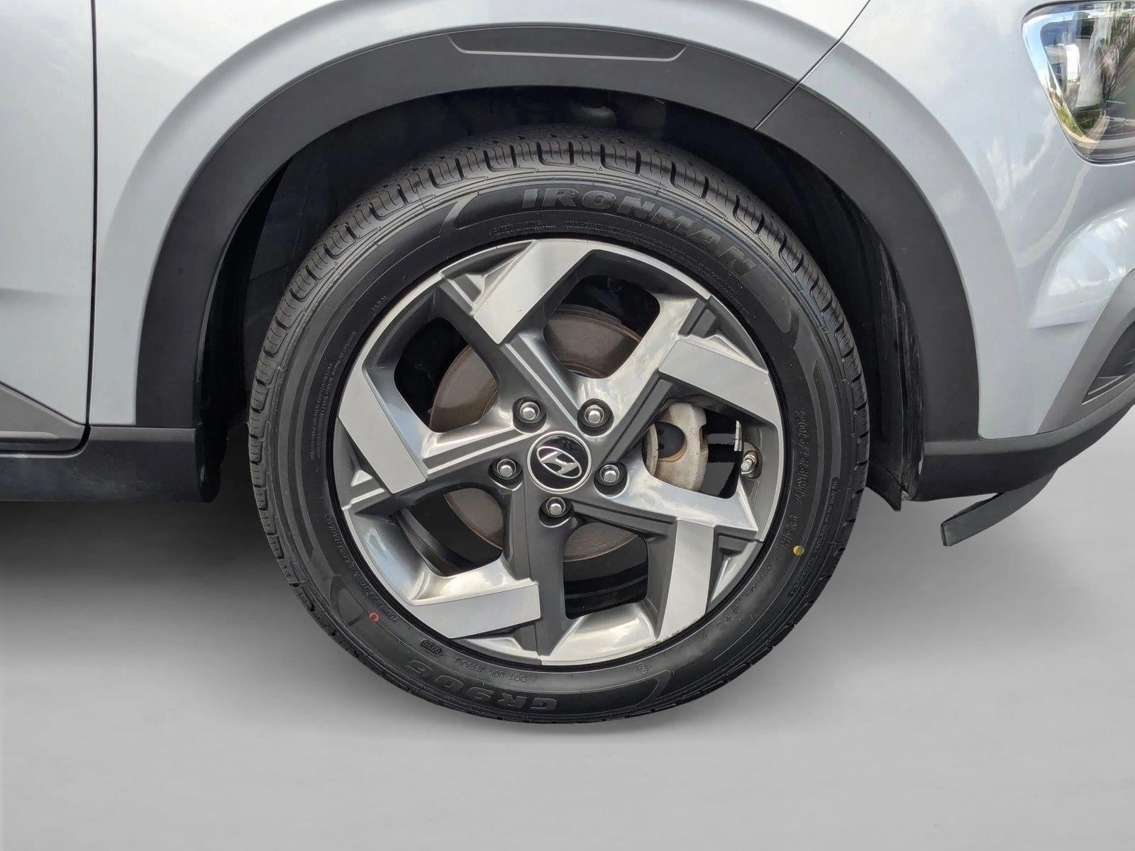 2021 Hyundai VENUE SEL IVT