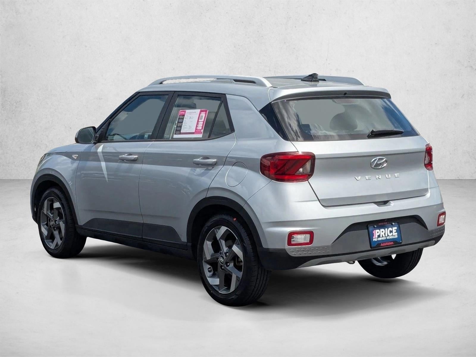 2021 Hyundai VENUE SEL IVT