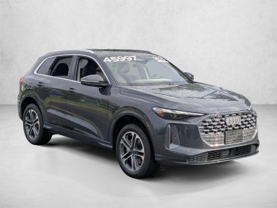 2025 Audi Q5 Premium 2.0 TFSI quattro