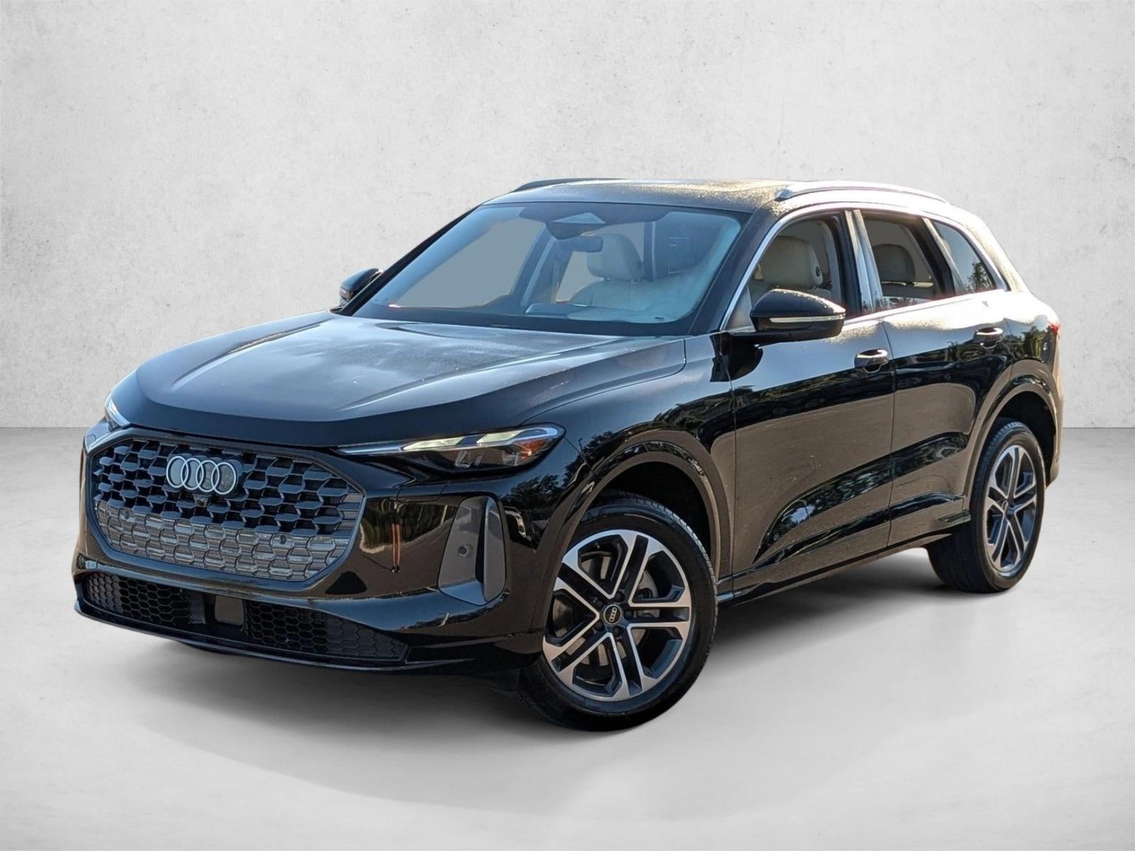 2025 Audi Q5 Premium 2.0 TFSI quattro