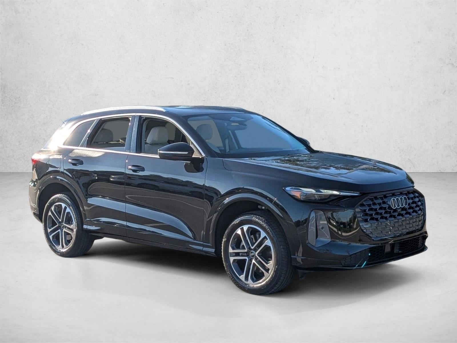 2025 Audi Q5 Premium 2.0 TFSI quattro