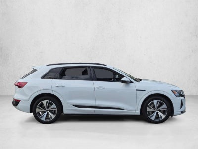 2024 Audi Q8 e-tron Premium quattro