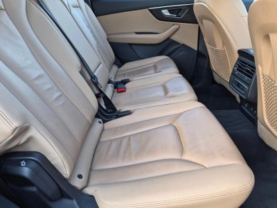 2023 Audi Q7 Premium 45 TFSI quattro