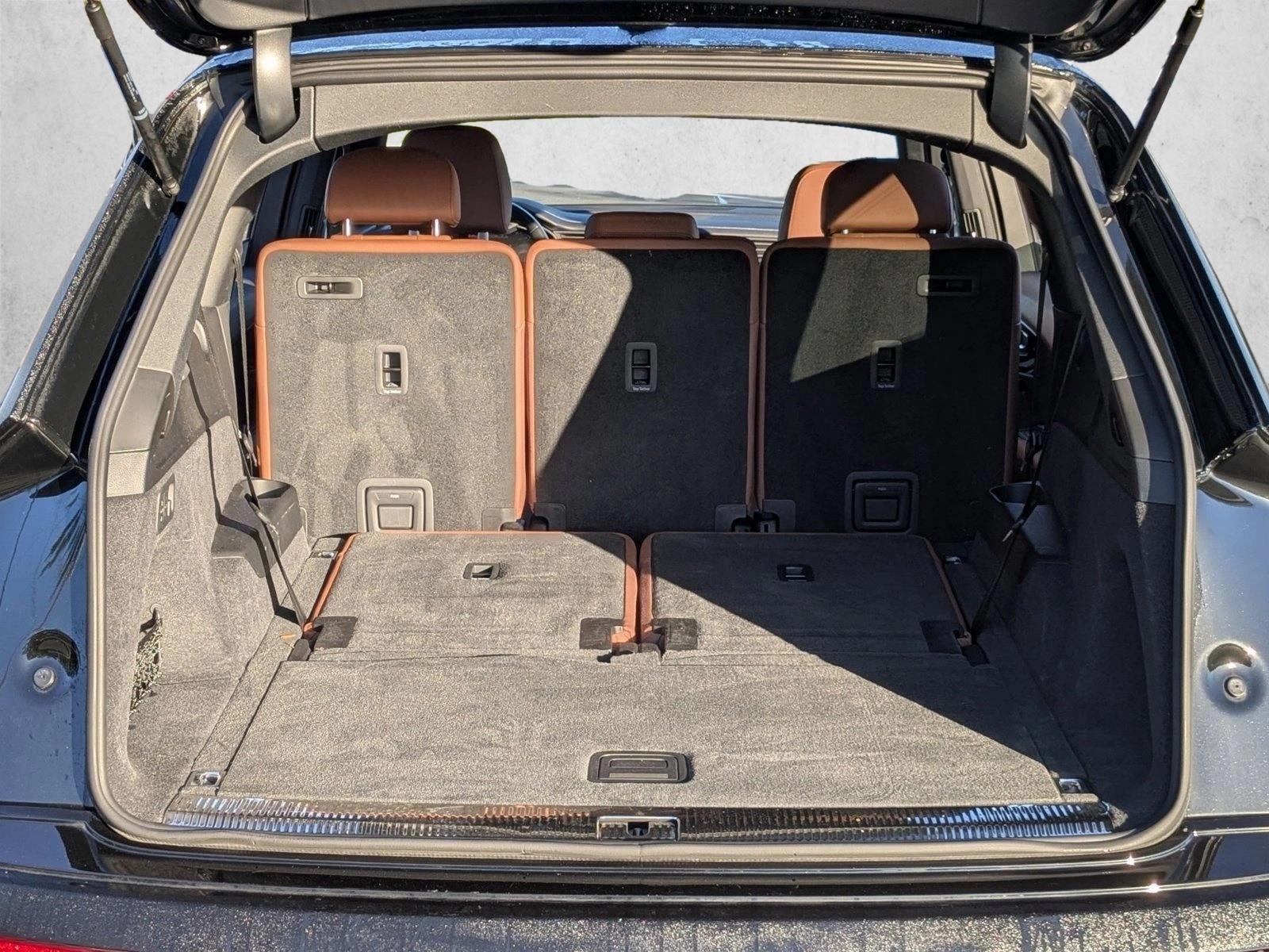 2023 Audi Q7 Premium 55 TFSI quattro