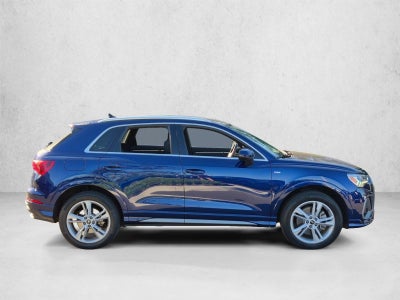 2023 Audi Q3 S line Premium 45 TFSI quattro