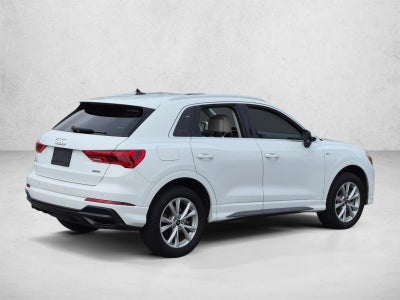 2022 Audi Q3 S line Premium 45 TFSI quattro