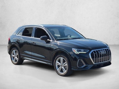 2023 Audi Q3 S line Premium Plus 45 TFSI quattro