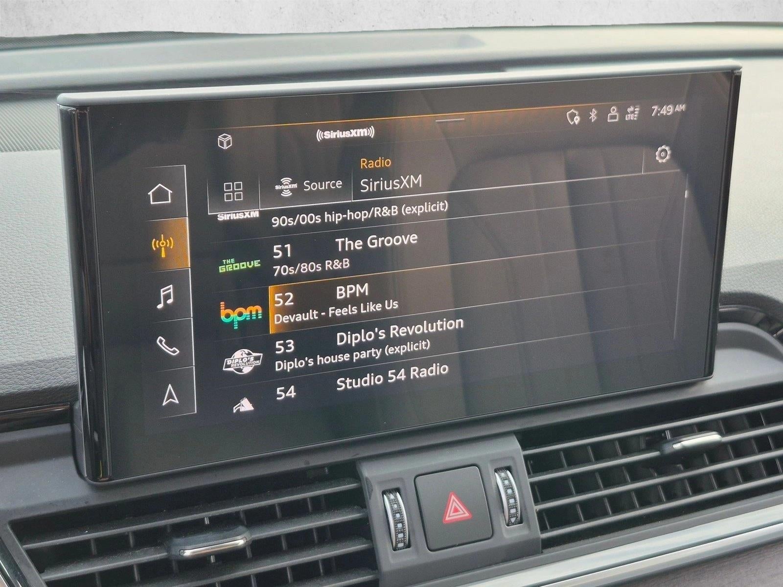 2022 Audi Q5 S line Premium 45 TFSI quattro