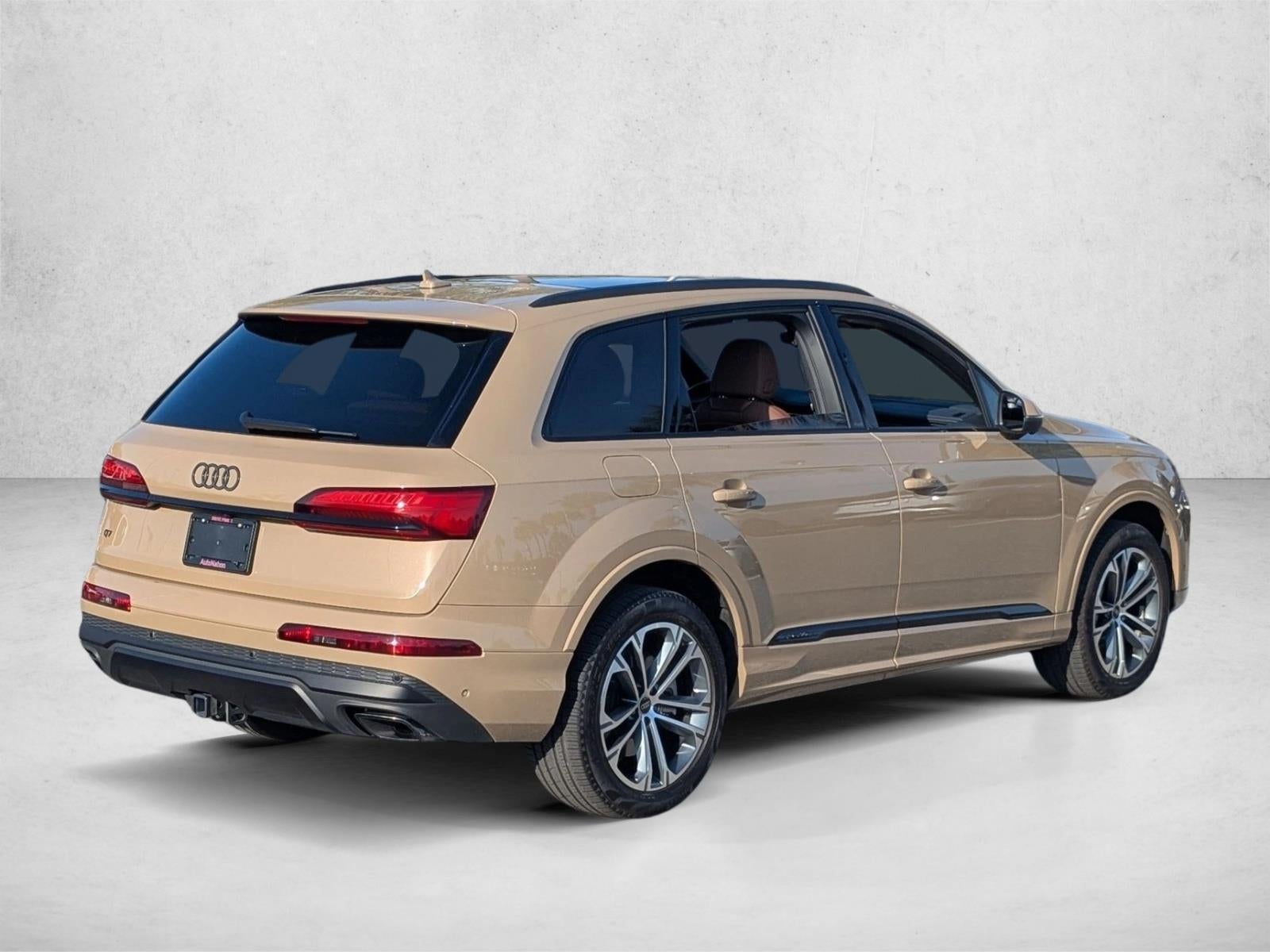 2025 Audi Q7 Premium Plus 45 TFSI quattro