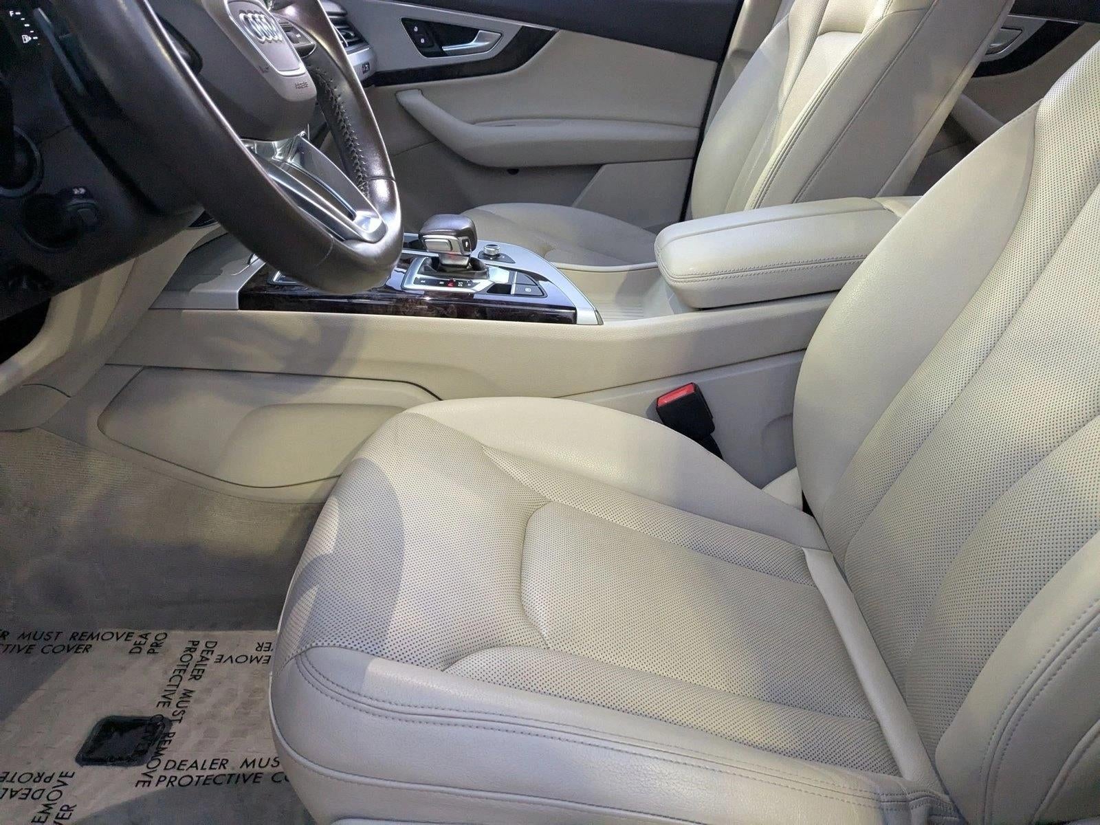 2019 Audi Q7 Premium Plus 45 TFSI quattro