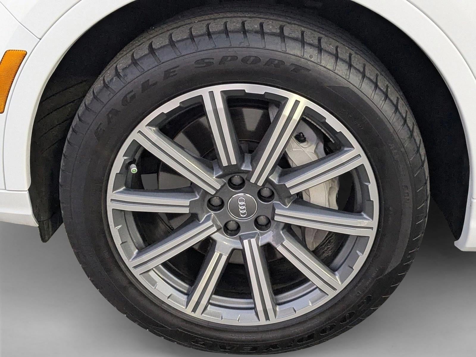 2019 Audi Q7 Premium Plus 45 TFSI quattro