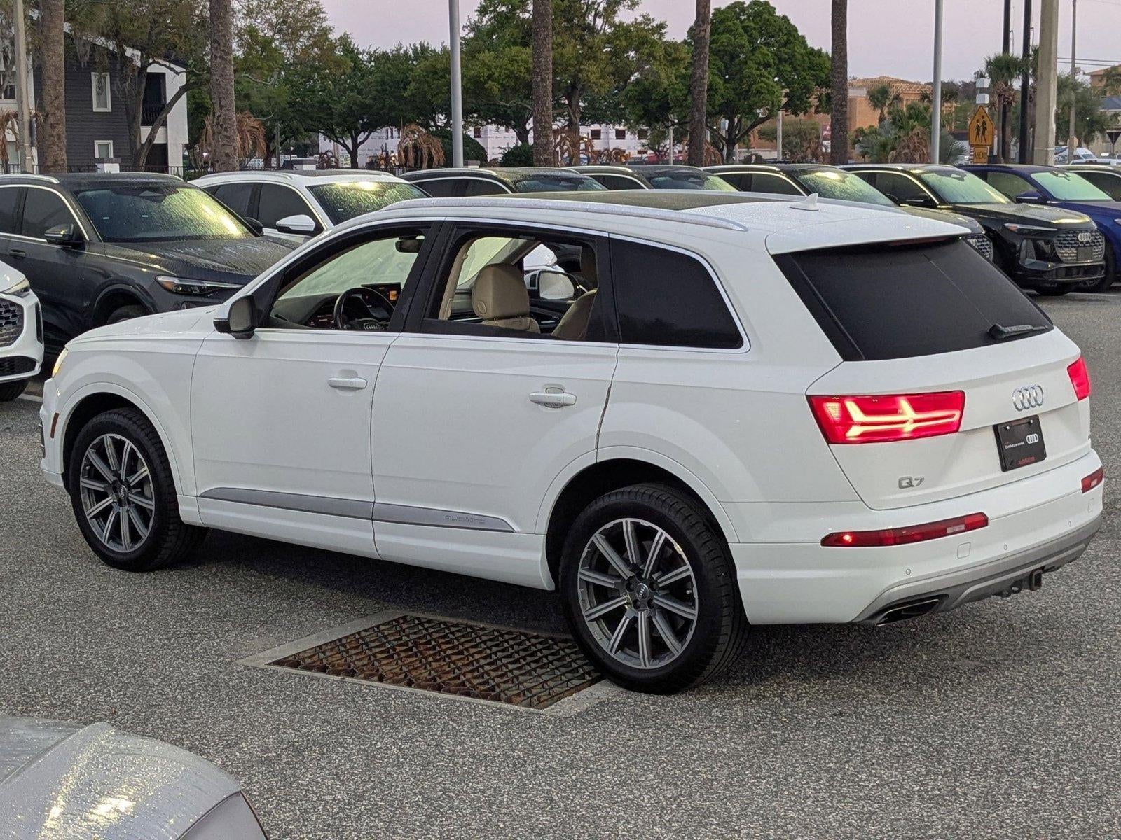 2019 Audi Q7 Premium Plus 45 TFSI quattro