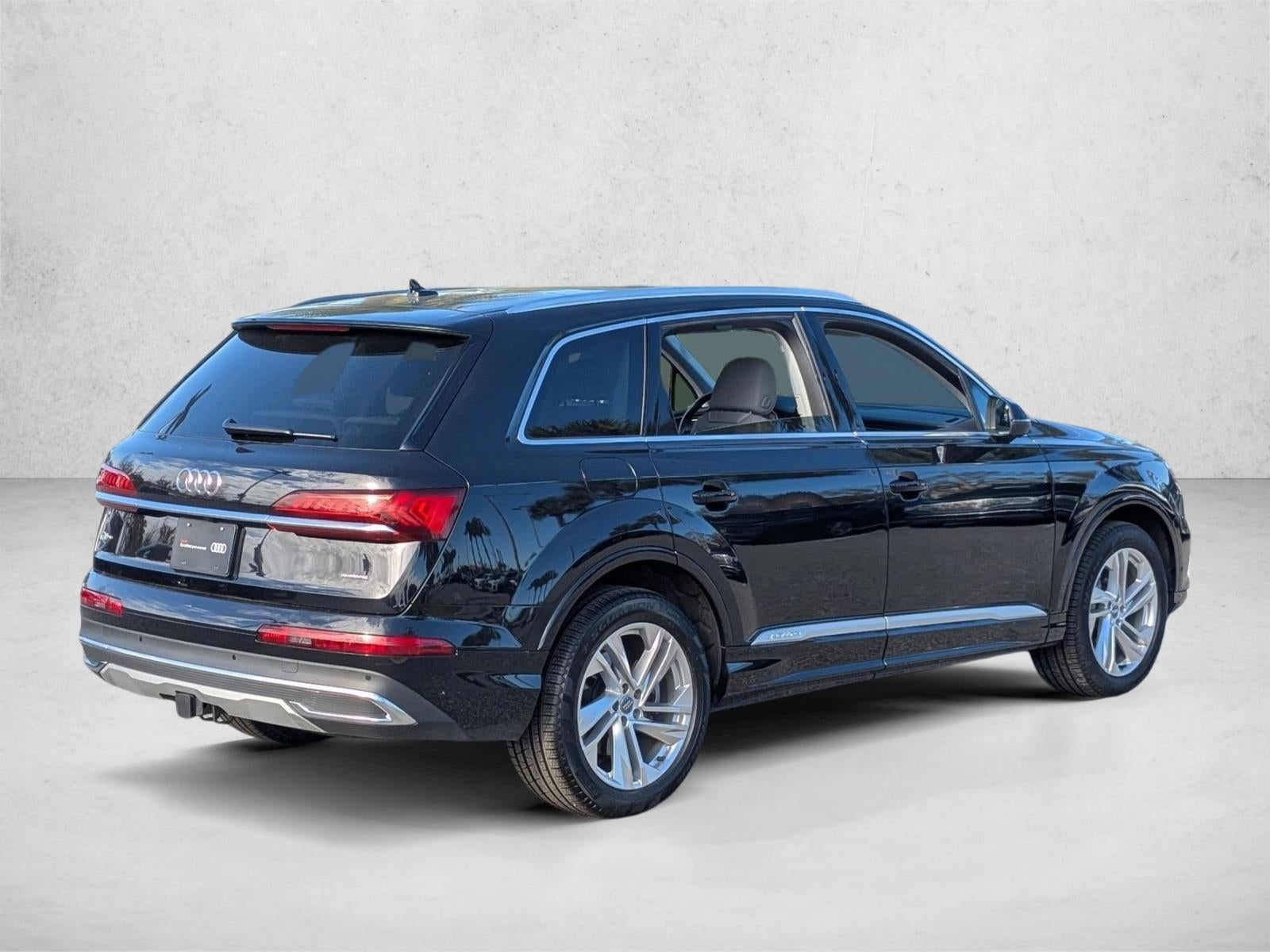 2020 Audi Q7 Premium Plus 55 TFSI quattro