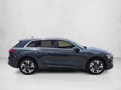 2021 Audi e-tron Prestige quattro