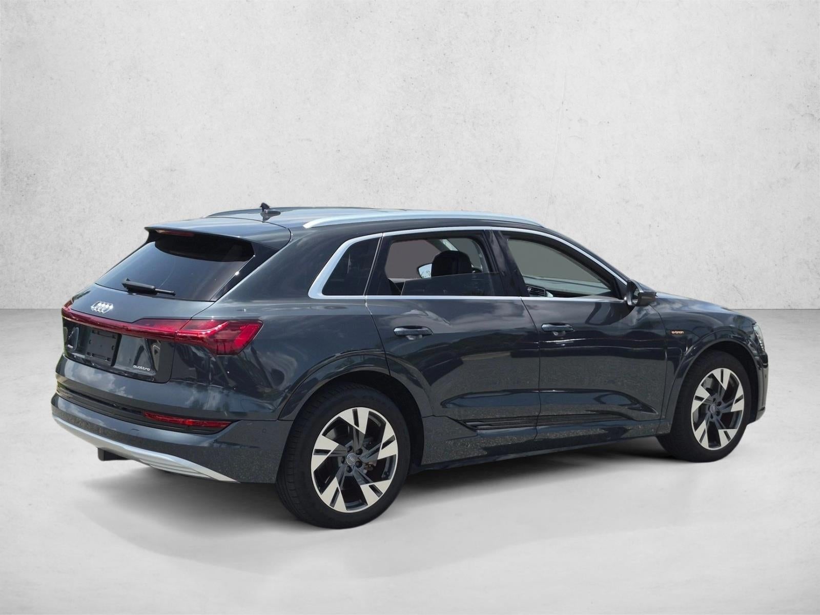 2021 Audi e-tron Prestige quattro