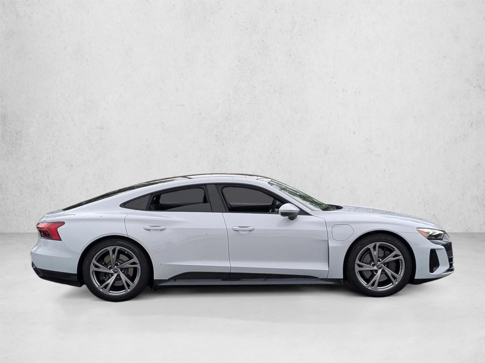 2024 Audi e-tron GT Premium Plus quattro