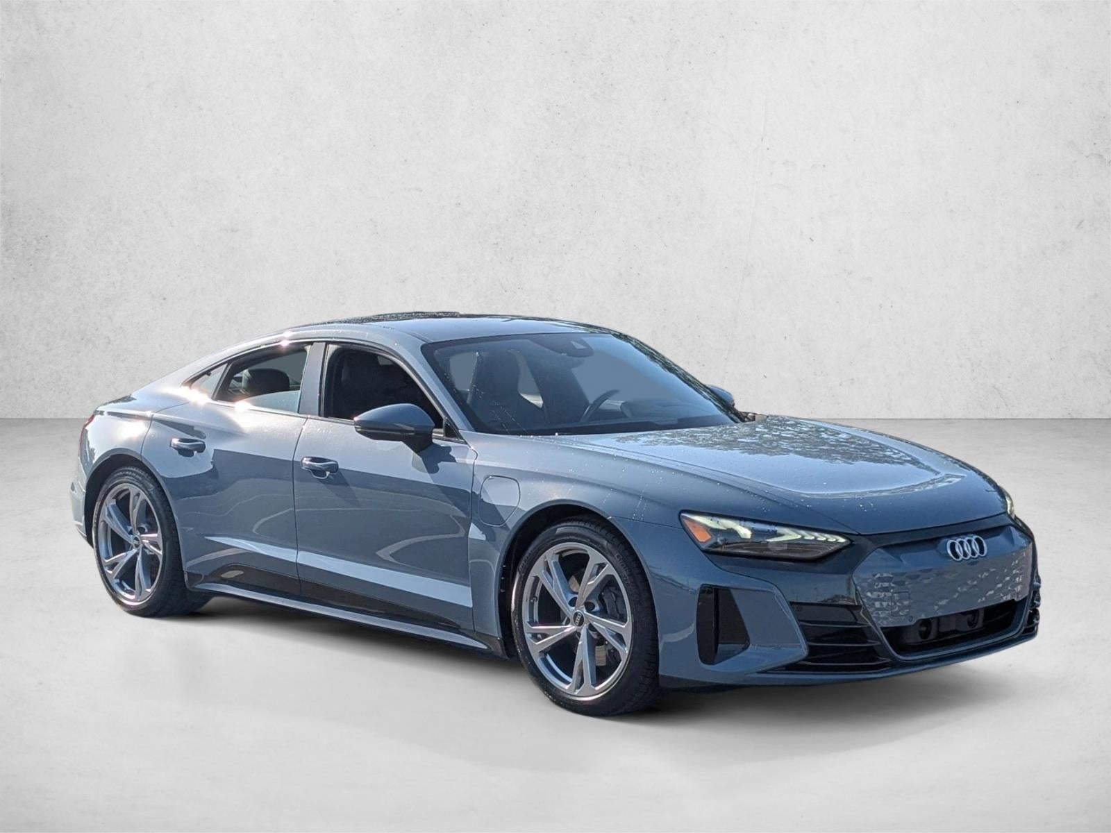 2023 Audi e-tron GT Premium Plus quattro