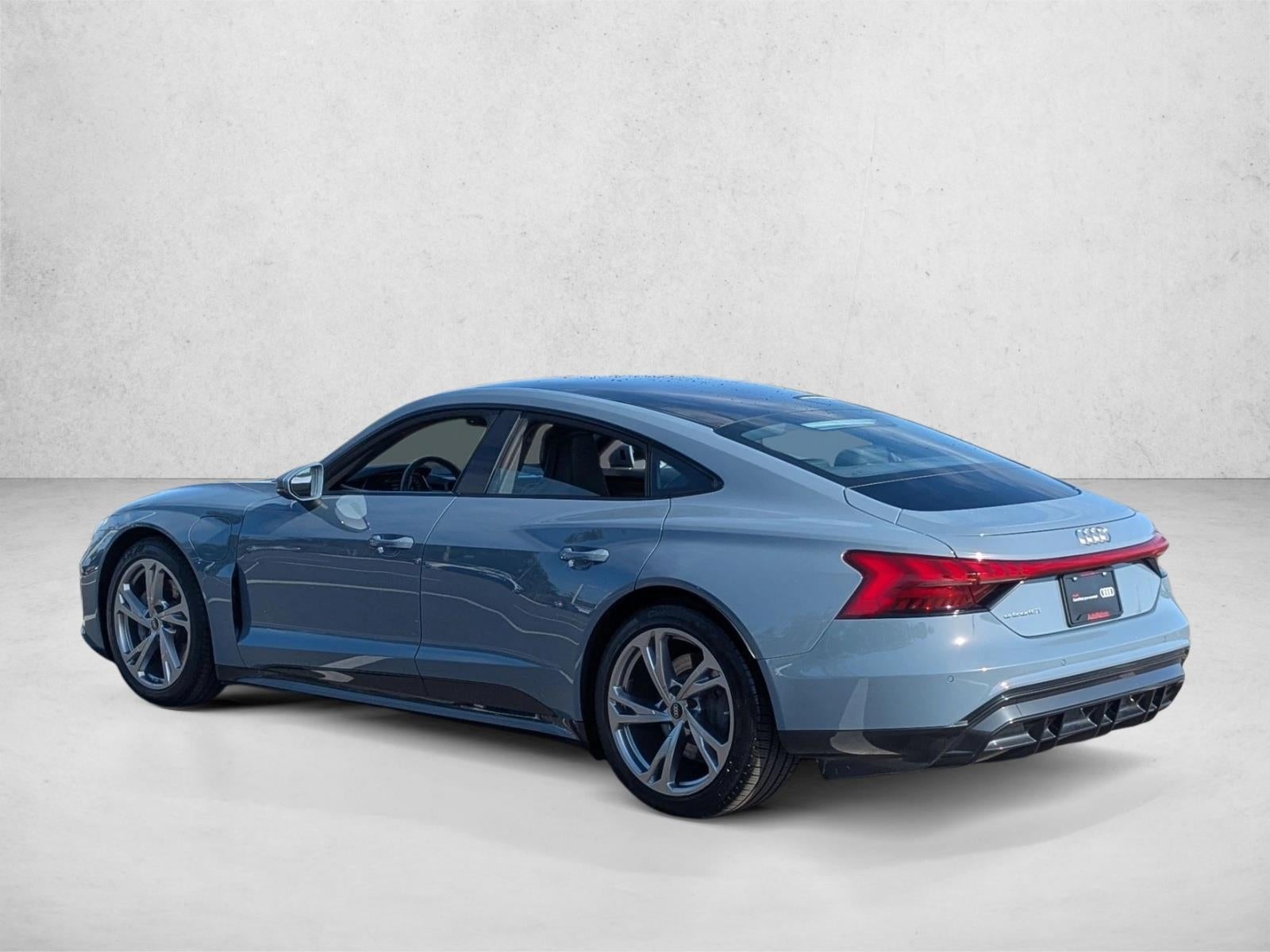 2023 Audi e-tron GT Premium Plus quattro