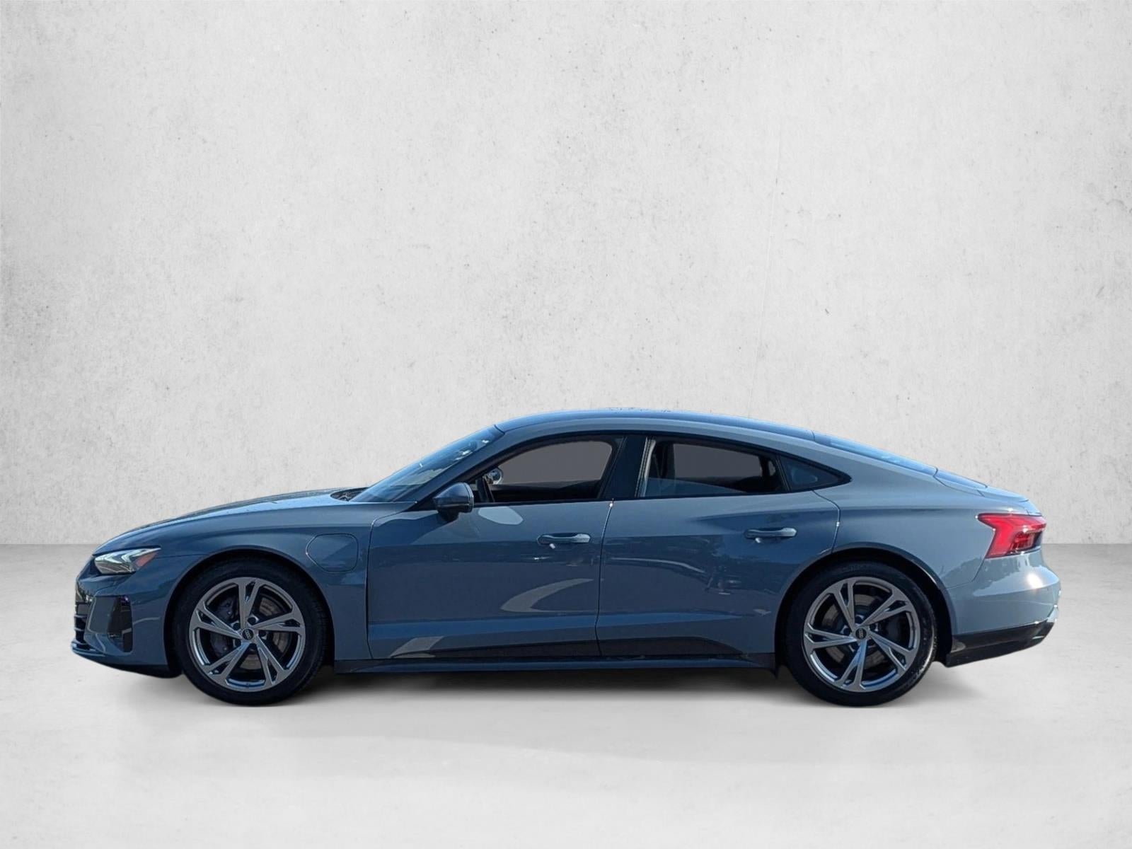 2023 Audi e-tron GT Premium Plus quattro