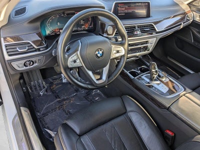 2020 BMW 750i xDrive Sedan