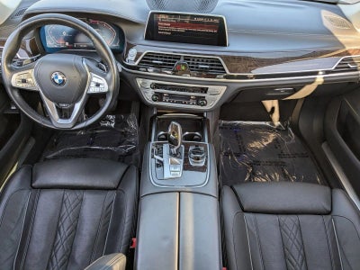 2020 BMW 750i xDrive Sedan
