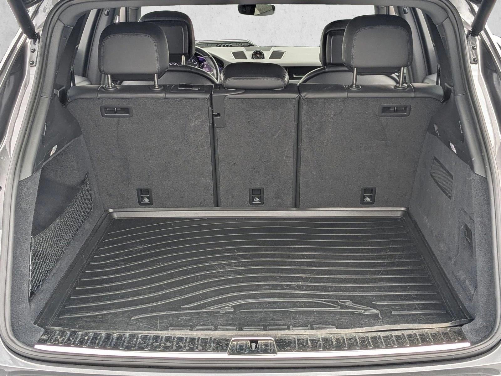 2023 Porsche Cayenne Platinum Edition AWD