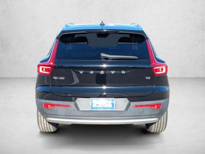 2020 Volvo XC40 T4 FWD Momentum