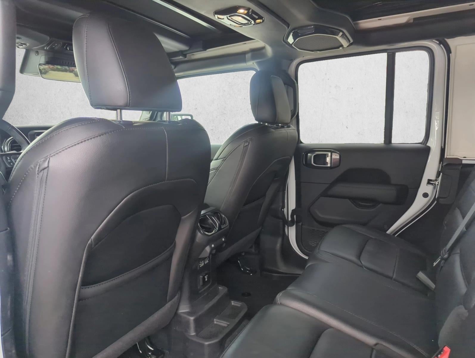 2021 Jeep Wrangler Unlimited Sahara Altitude 4x4