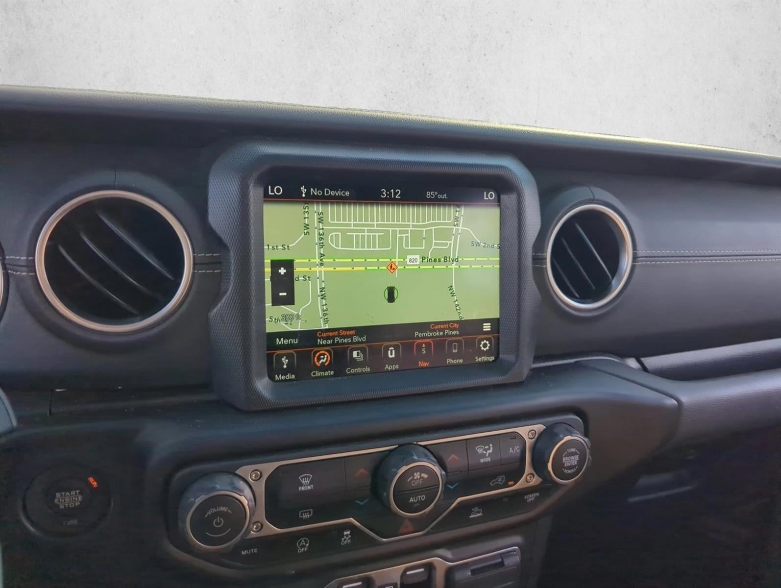 2022 Jeep Wrangler Unlimited Sahara 4x4